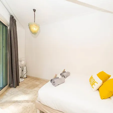 Luxurious 4-bedroom With Terrace On The Croisette Appartement