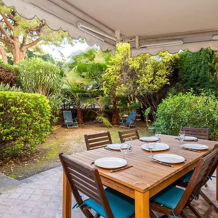 Luxurious 4-bedroom With Terrace On The Croisette * Cannes