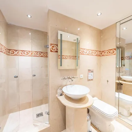 Luxurious 4-bedroom With Terrace On The Croisette Apartment