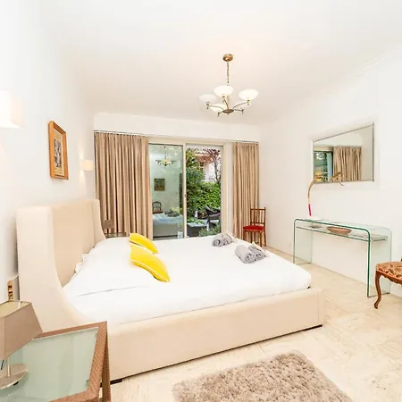 Luxurious 4-bedroom With Terrace On The Croisette Apartment